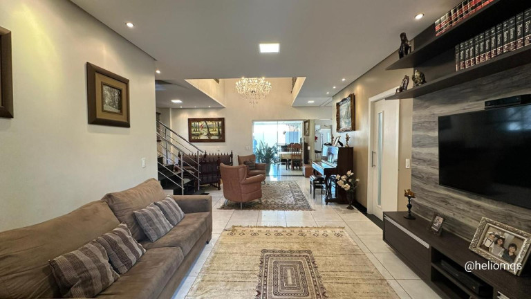 Imagem Sobrado com 5 Quartos à Venda, 367 m² em Residencial Damha Ii - Campo Grande