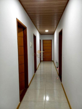 Imagem Casa com 4 Quartos à Venda, 250 m² em Jardim Salaco - Teresópolis Imagem Casa com 4 Quartos à Venda, 250 m² em Jardim Salaco - Teresópolis
