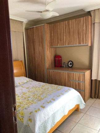 Imagem Sobrado com 4 Quartos à Venda, 162 m² em Santa Genoveva - Goiânia Imagem Sobrado com 4 Quartos à Venda, 162 m² em Santa Genoveva - Goiânia