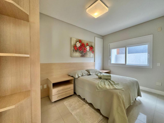 Imagem Casa com 5 Quartos à Venda, 298 m² em Morada Do Sol - Capao Da Canoa Imagem Casa com 5 Quartos à Venda, 298 m² em Morada Do Sol - Capao Da Canoa