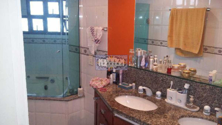 Imagem Apartamento com 4 Quartos à Venda, 180 m² em Vital Brasil - Niterói Imagem Apartamento com 4 Quartos à Venda, 180 m² em Vital Brasil - Niterói