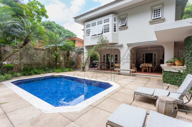 Imagem Casa com 4 Quartos à Venda, 441 m² em Cidade Jardim - São Paulo Imagem Casa com 4 Quartos à Venda, 441 m² em Cidade Jardim - São Paulo