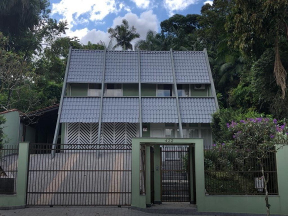 Casa com 3 Quartos à Venda, 312 m² em América - Joinville