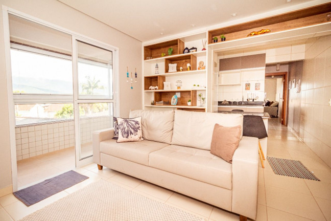 Apartamento com 2 Quartos à Venda, 63 m² em Caiçara - Praia Grande