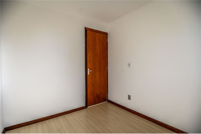 Imagem Imóvel com 2 Quartos à Venda, em Rubem Berta - Porto Alegre Imagem Imóvel com 2 Quartos à Venda, em Rubem Berta - Porto Alegre