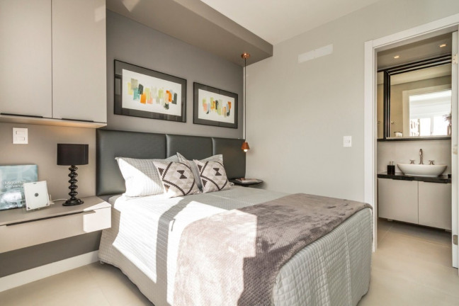 Imagem Imóvel com 1 Quarto à Venda, 53 m² em Três Figueiras - Porto Alegre Imagem Imóvel com 1 Quarto à Venda, 53 m² em Três Figueiras - Porto Alegre