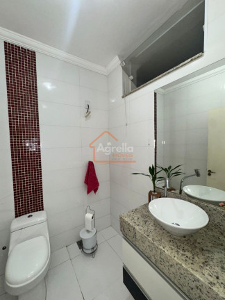 Imagem Casa com 3 Quartos à Venda, 217 m² em Jardim Jacira - Mogi Guaçu Imagem Casa com 3 Quartos à Venda, 217 m² em Jardim Jacira - Mogi Guaçu
