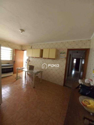 Imagem Casa com 3 Quartos para Alugar, 330 m² em Vila Rosália - Guarulhos Imagem Casa com 3 Quartos para Alugar, 330 m² em Vila Rosália - Guarulhos