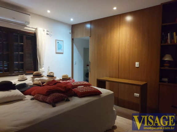 Imagem Casa com 4 Quartos à Venda, 316 m² em Parque Santo Antônio - Jacareí Imagem Casa com 4 Quartos à Venda, 316 m² em Parque Santo Antônio - Jacareí
