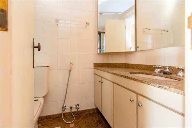 Imagem Apartamento com 4 Quartos à Venda, 204 m² em Itaim Bibi - São Paulo Imagem Apartamento com 4 Quartos à Venda, 204 m² em Itaim Bibi - São Paulo