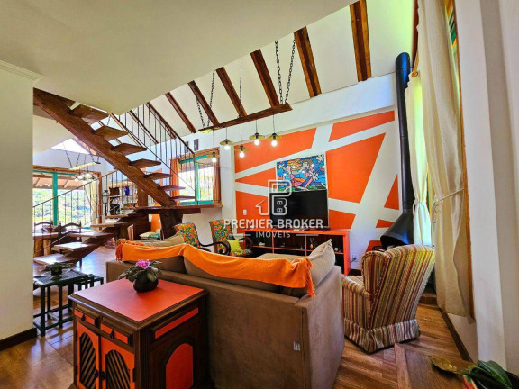 Imagem Casa com 4 Quartos à Venda, 300 m² em Prata - Teresópolis Imagem Casa com 4 Quartos à Venda, 300 m² em Prata - Teresópolis