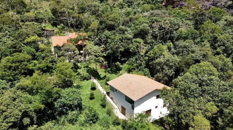 Imagem Chácara com 7 Quartos à Venda, 1.440 m² em Santo Antônio Do Pinhal Imagem Chácara com 7 Quartos à Venda, 1.440 m² em Santo Antônio Do Pinhal