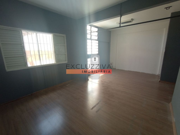 Imagem Casa com 3 Quartos à Venda, 350 m² em Loteamento Chácaras Pastorelli - Taubaté Imagem Casa com 3 Quartos à Venda, 350 m² em Loteamento Chácaras Pastorelli - Taubaté