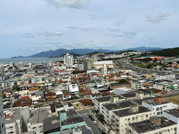Imagem Apartamento com 4 Quartos à Venda, 128 m² em Kobrasol - São José