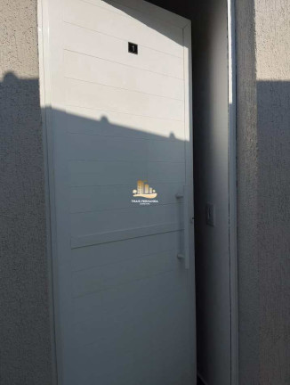 Imagem Casa com 2 Quartos à Venda, 60 m² em Maracanã - Praia Grande Imagem Casa com 2 Quartos à Venda, 60 m² em Maracanã - Praia Grande