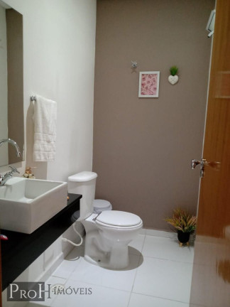 Imagem Casa com 3 Quartos à Venda, 260 m² em Campestre - Santo André