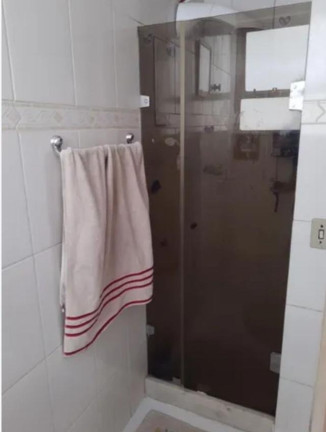 Imagem Imóvel com 1 Quarto à Venda, 43 m² em Centro - Niterói Imagem Imóvel com 1 Quarto à Venda, 43 m² em Centro - Niterói
