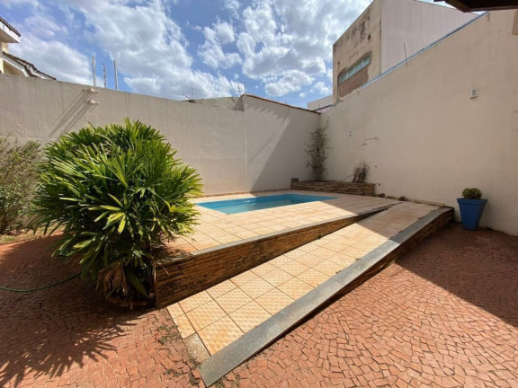 Imagem Casa com 4 Quartos à Venda, 346 m² em Jardim Patrícia - Uberlândia Imagem Casa com 4 Quartos à Venda, 346 m² em Jardim Patrícia - Uberlândia
