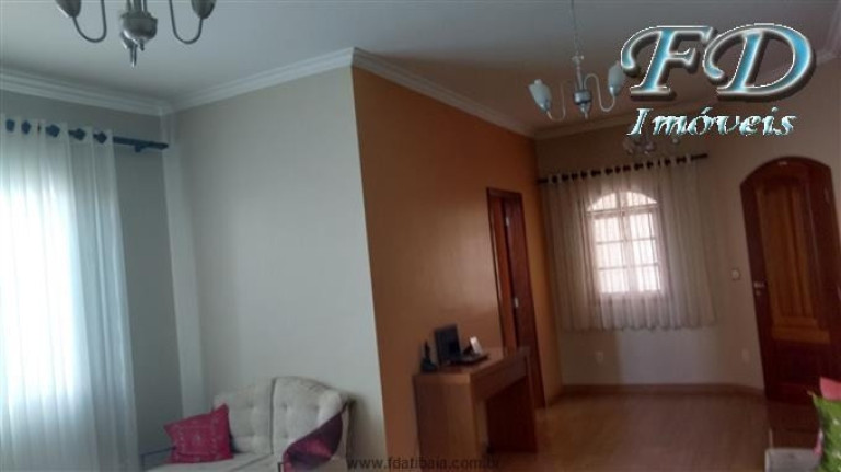 Imagem Casa com 2 Quartos à Venda, 250 m² em Terra Preta (terra Preta) - Mairiporã Imagem Casa com 2 Quartos à Venda, 250 m² em Terra Preta (terra Preta) - Mairiporã