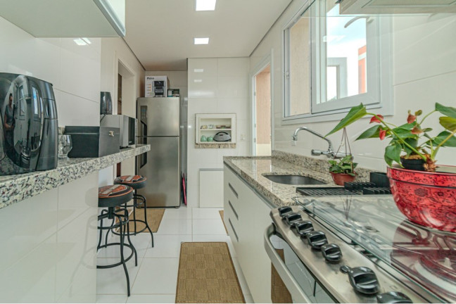 Imagem Apartamento com 2 Quartos à Venda, 74 m² em Cristo Redentor - Porto Alegre Imagem Apartamento com 2 Quartos à Venda, 74 m² em Cristo Redentor - Porto Alegre