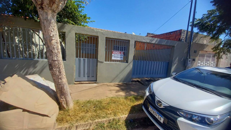 Imagem Casa com 2 Quartos à Venda, 200 m² em Residencial Santa Terezinha - Cuiabá Imagem Casa com 2 Quartos à Venda, 200 m² em Residencial Santa Terezinha - Cuiabá