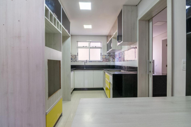 Imagem Apartamento com 3 Quartos à Venda, 122 m² em Cabral - Curitiba Imagem Apartamento com 3 Quartos à Venda, 122 m² em Cabral - Curitiba