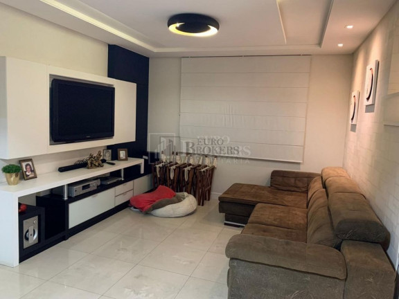 Imagem Cobertura com 4 Quartos à Venda, 237 m² em Centro - Balneário Camboriú Imagem Cobertura com 4 Quartos à Venda, 237 m² em Centro - Balneário Camboriú