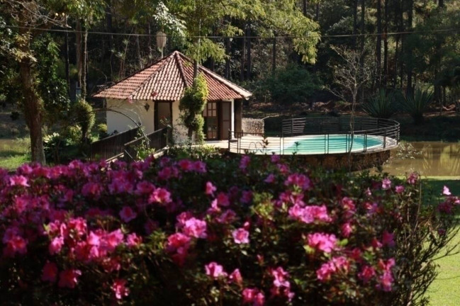 Imagem Chácara com 4 Quartos à Venda, 550 m² em Jardim Torrão De Ouro - São José Dos Campos Imagem Chácara com 4 Quartos à Venda, 550 m² em Jardim Torrão De Ouro - São José Dos Campos