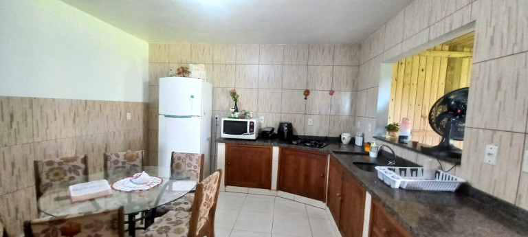 Imagem Casa com 2 Quartos para Temporada, 90 m² em Encantada - Garopaba Imagem Casa com 2 Quartos para Temporada, 90 m² em Encantada - Garopaba