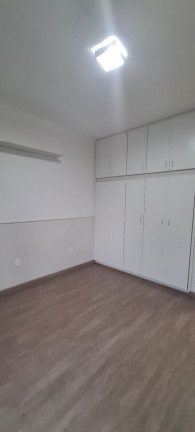 Imagem Sobrado com 3 Quartos à Venda, em Anhangabaú - Jundiaí Imagem Sobrado com 3 Quartos à Venda, em Anhangabaú - Jundiaí