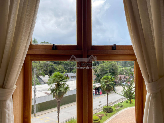 Imagem Apartamento com 3 Quartos à Venda, 168 m² em Jardim Alpestre - Campos Do Jordão Imagem Apartamento com 3 Quartos à Venda, 168 m² em Jardim Alpestre - Campos Do Jordão
