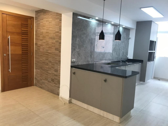 Apartamento com 4 Quartos à Venda, 138 m² em José Menino - Santos