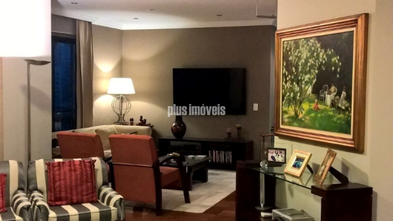 Imagem Apartamento com 3 Quartos à Venda, 205 m² em Vila Nova Conceição - São Paulo Imagem Apartamento com 3 Quartos à Venda, 205 m² em Vila Nova Conceição - São Paulo