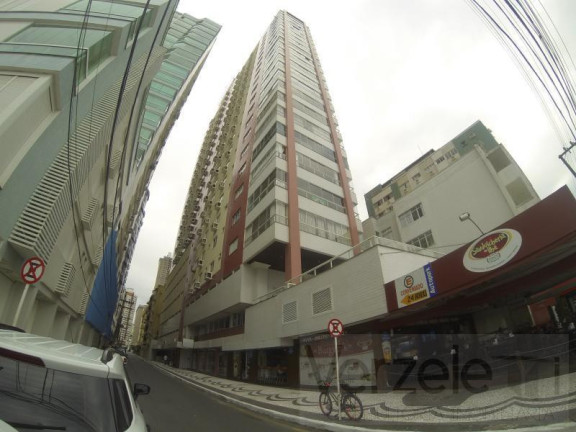 Imagem Apartamento com 3 Quartos para Temporada, 127 m² em Centro - Balneário Camboriú Imagem Apartamento com 3 Quartos para Temporada, 127 m² em Centro - Balneário Camboriú