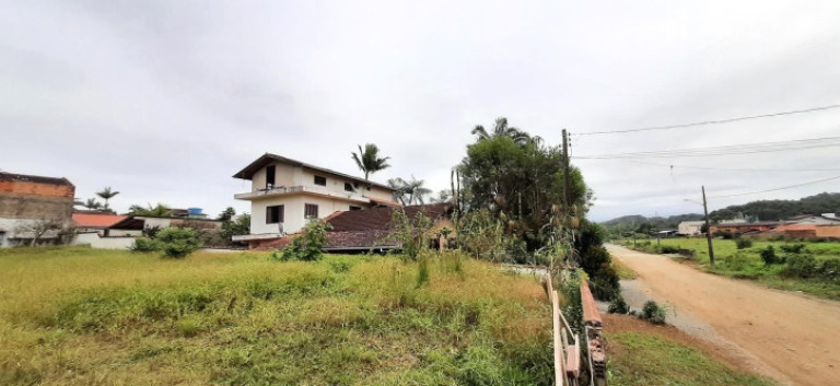 Imagem Sobrado com 6 Quartos à Venda, 181 m² em Floresta - Joinville