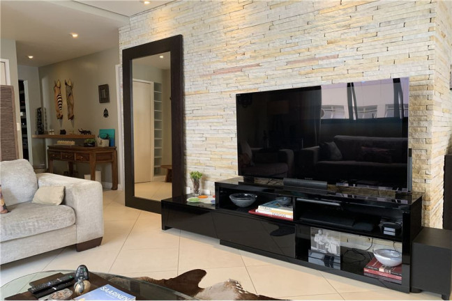 Imagem Imóvel com 3 Quartos à Venda, em Higienópolis - São Paulo Imagem Imóvel com 3 Quartos à Venda, em Higienópolis - São Paulo