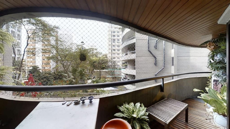 Apartamento com 3 Quartos à Venda, 141 m² em Real Parque - São Paulo