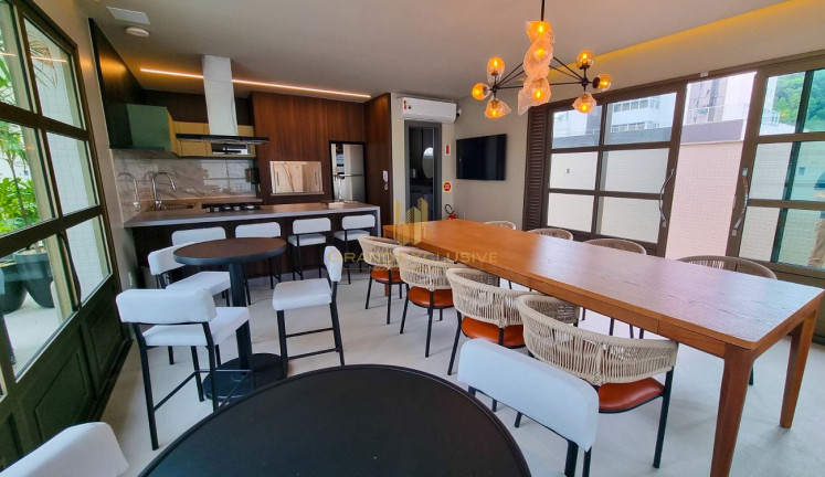Imagem Apartamento com 4 Quartos à Venda, 160 m² em Pioneiros - Balneário Camboriú Imagem Apartamento com 4 Quartos à Venda, 160 m² em Pioneiros - Balneário Camboriú