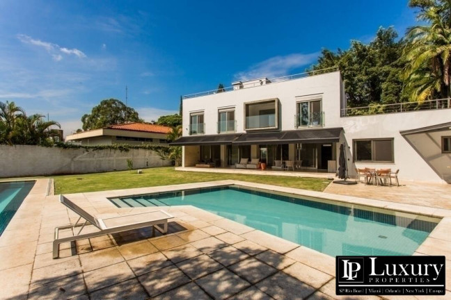 Imagem Casa com 3 Quartos à Venda, em Real Parque - São Paulo Imagem Casa com 3 Quartos à Venda, em Real Parque - São Paulo
