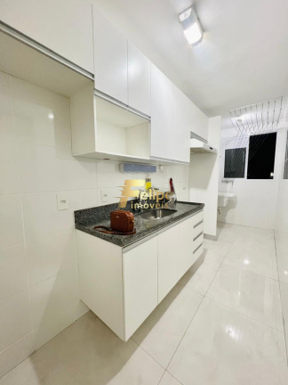 Imagem Imóvel com 2 Quartos à Venda, 60 m² em Jardim Camburi - Vitória