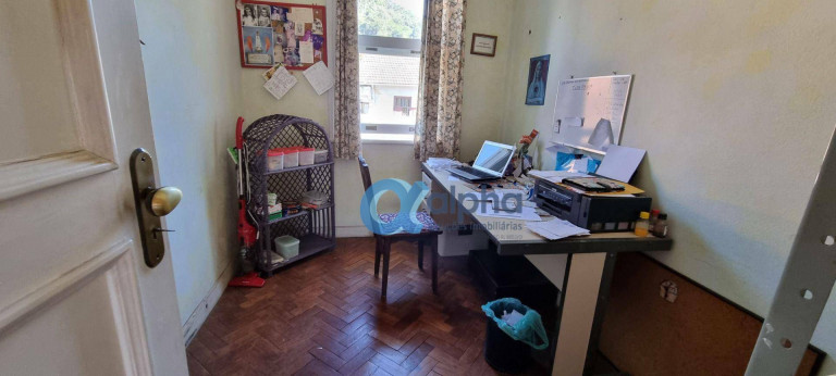 Imagem Casa com 4 Quartos à Venda, 500 m² em Mosela - Petrópolis Imagem Casa com 4 Quartos à Venda, 500 m² em Mosela - Petrópolis