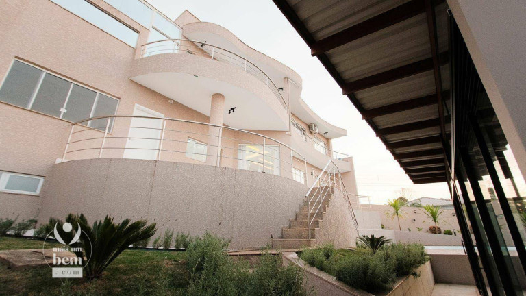 Imagem Casa com 3 Quartos à Venda, 363 m² em Butiatuvinha - Curitiba