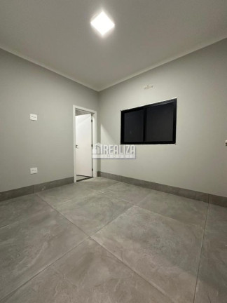 Imagem Casa com 3 Quartos à Venda, 255 m² em Parque Das Laranjeiras - Uberaba Imagem Casa com 3 Quartos à Venda, 255 m² em Parque Das Laranjeiras - Uberaba