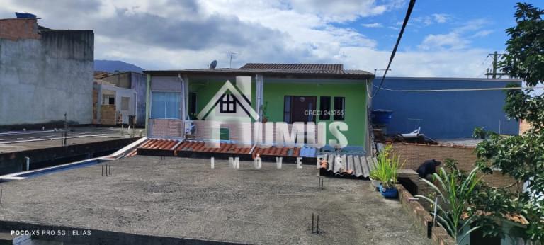 Imagem Casa com 4 Quartos à Venda, 180 m² em Estufa Ii - Ubatuba Imagem Casa com 4 Quartos à Venda, 180 m² em Estufa Ii - Ubatuba