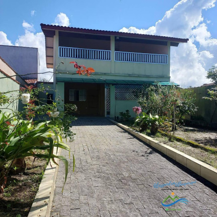 Casa com 4 Quartos à Venda, 220 m² em Grandesp - Itanhaém