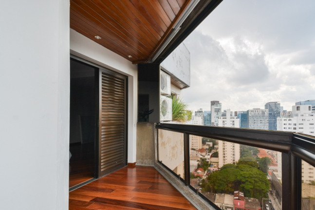 Apartamento com 2 Quartos à Venda, 151 m² em Vila Nova Conceição - São Paulo