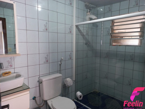 Imagem Casa com 3 Quartos à Venda, 250 m² em Carianos - Florianópolis Imagem Casa com 3 Quartos à Venda, 250 m² em Carianos - Florianópolis