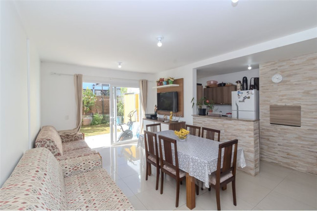 Imagem Casa com 3 Quartos à Venda, 78 m² em Lomba Do Pinheiro - Porto Alegre Imagem Casa com 3 Quartos à Venda, 78 m² em Lomba Do Pinheiro - Porto Alegre