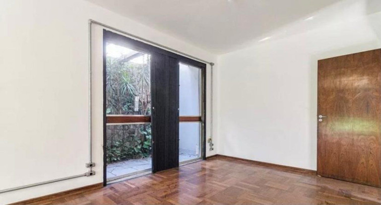 Imagem Casa com 3 Quartos à Venda, 231 m² em Vila Madalena - São Paulo Imagem Casa com 3 Quartos à Venda, 231 m² em Vila Madalena - São Paulo