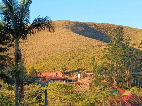 Terreno à Venda, 700 m² em Comércio  - Paraibuna